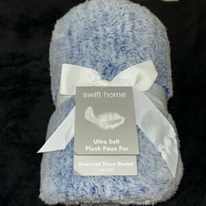 Blue oversized throw blanket 60x70in